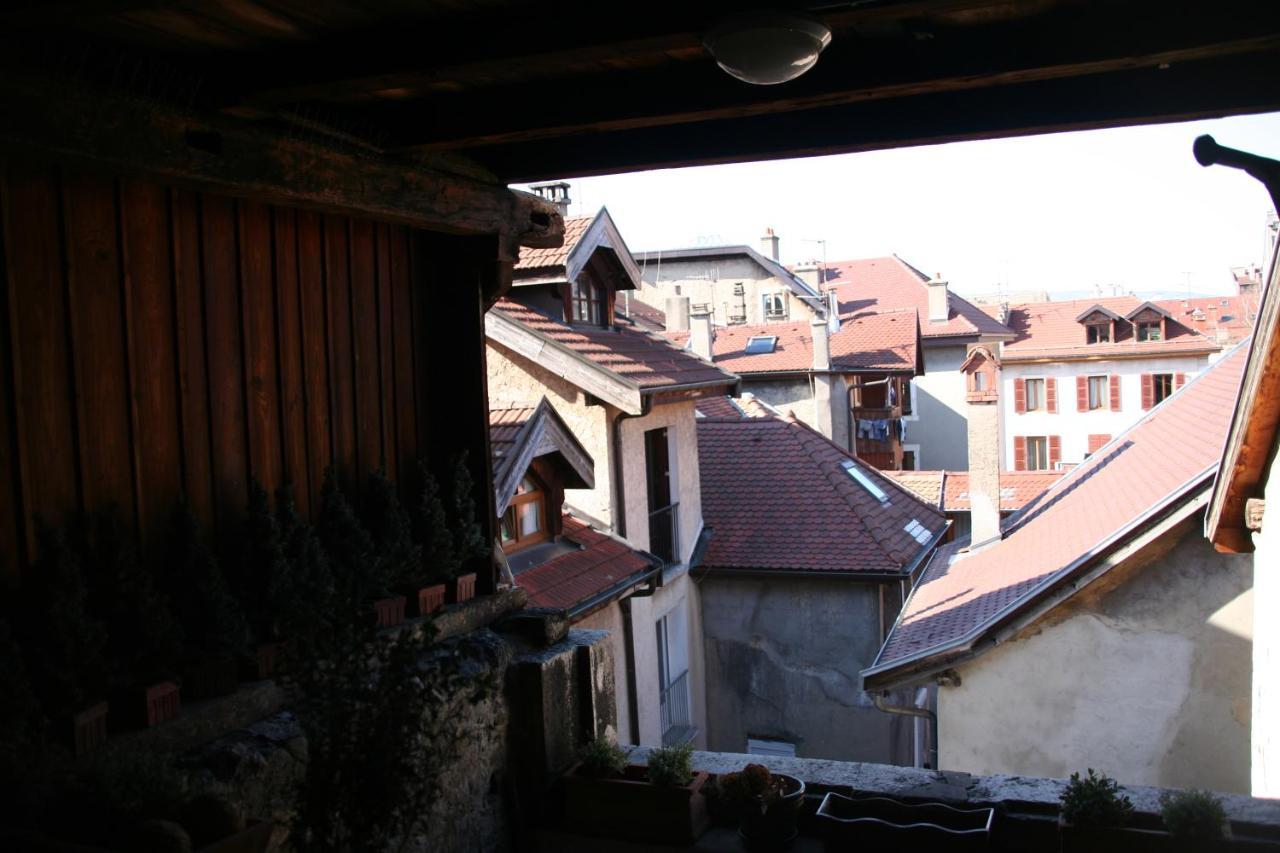 Nid Douillet Bed and Breakfast Annecy Exteriör bild