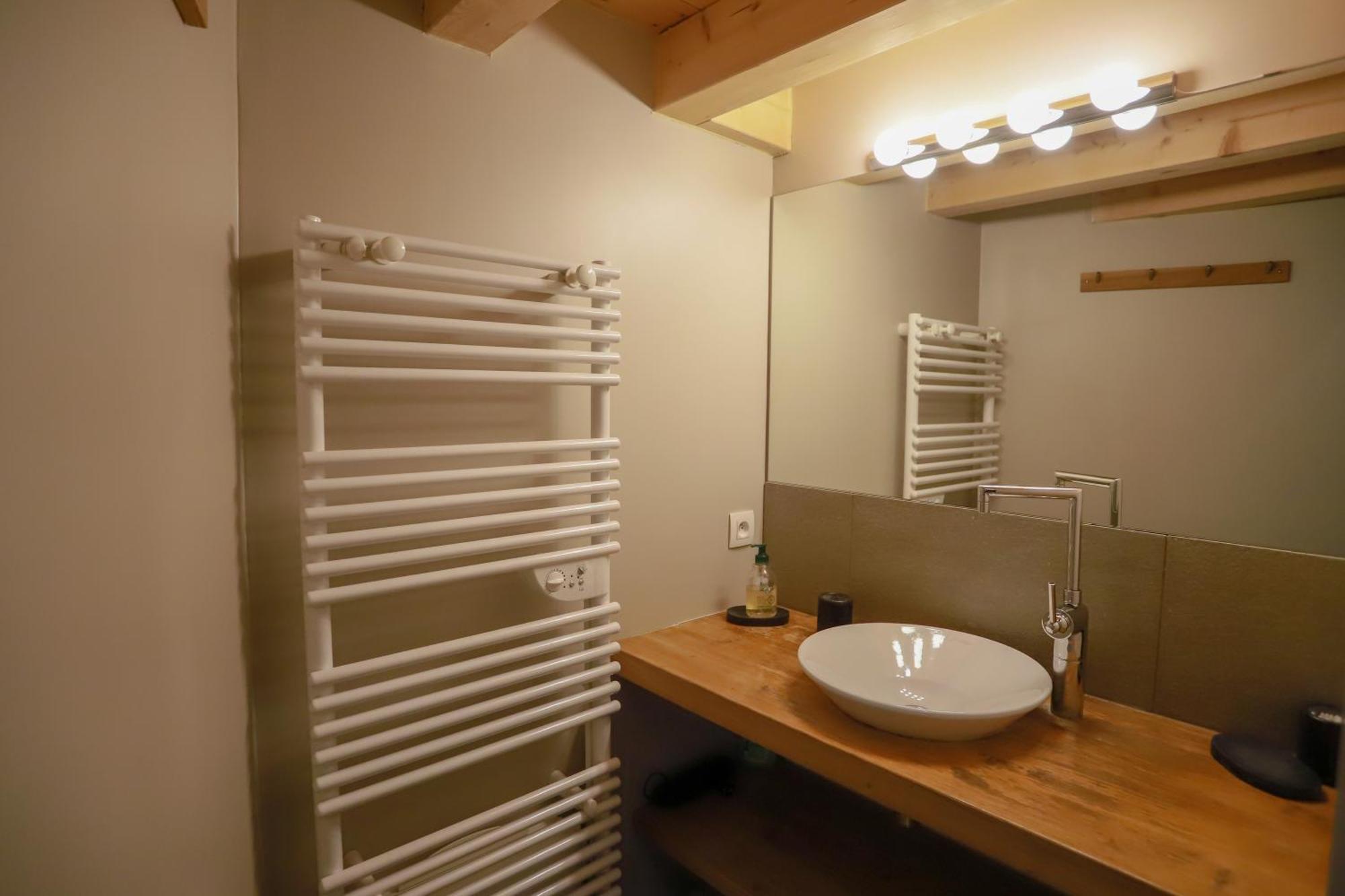 Nid Douillet Bed and Breakfast Annecy Exteriör bild