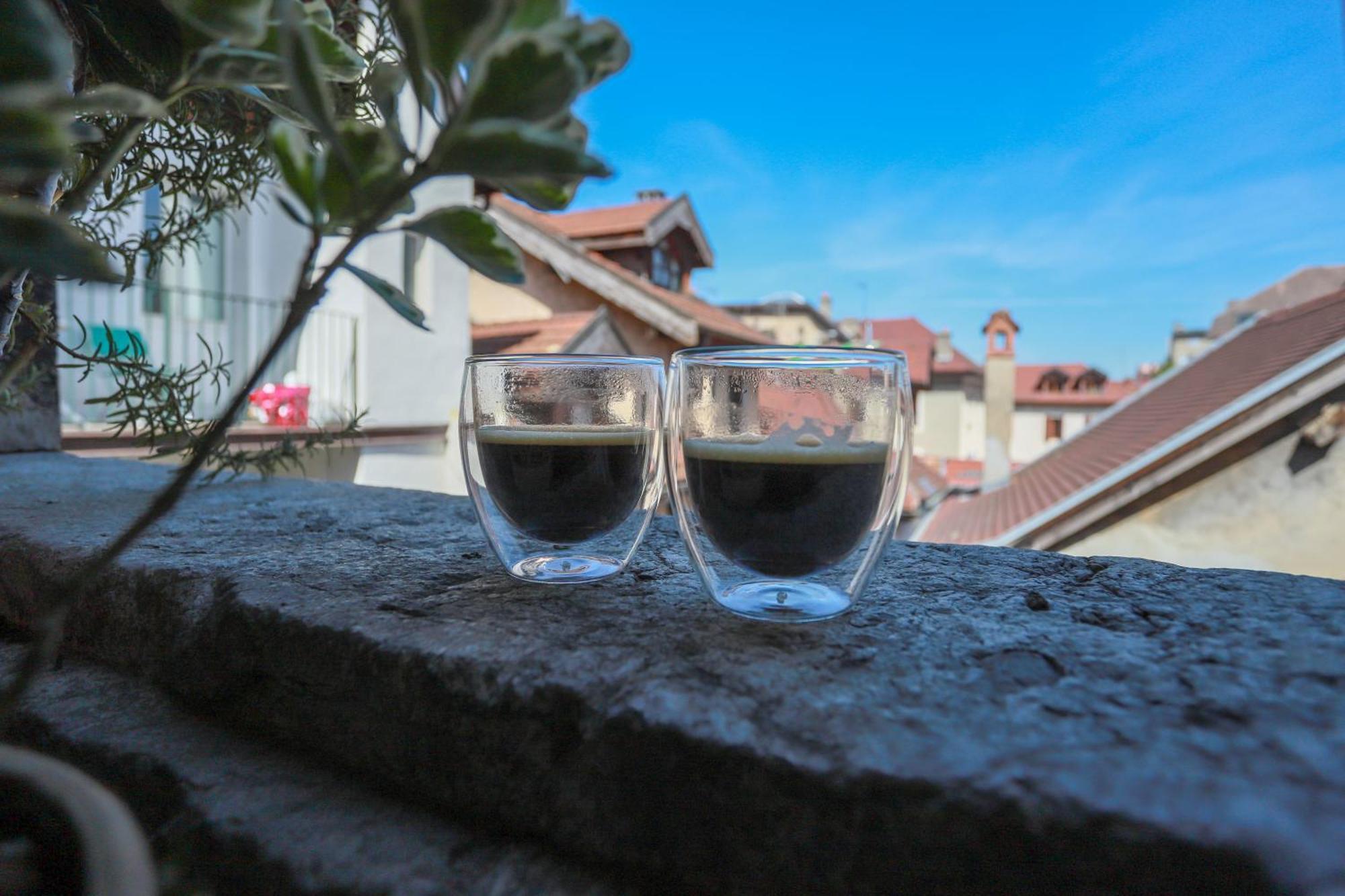Nid Douillet Bed and Breakfast Annecy Exteriör bild