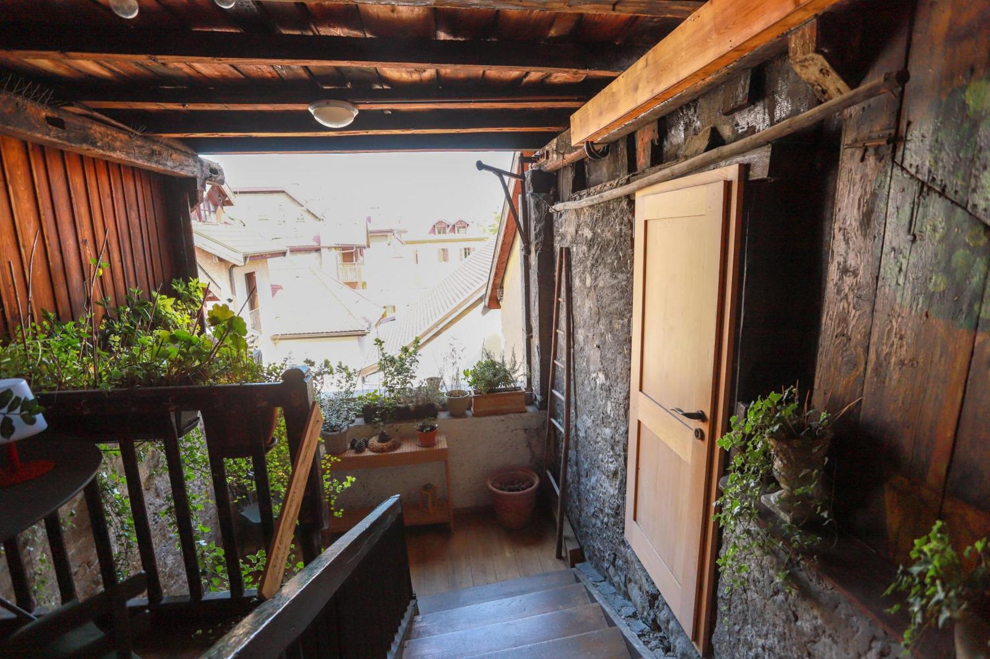 Nid Douillet Bed and Breakfast Annecy Exteriör bild