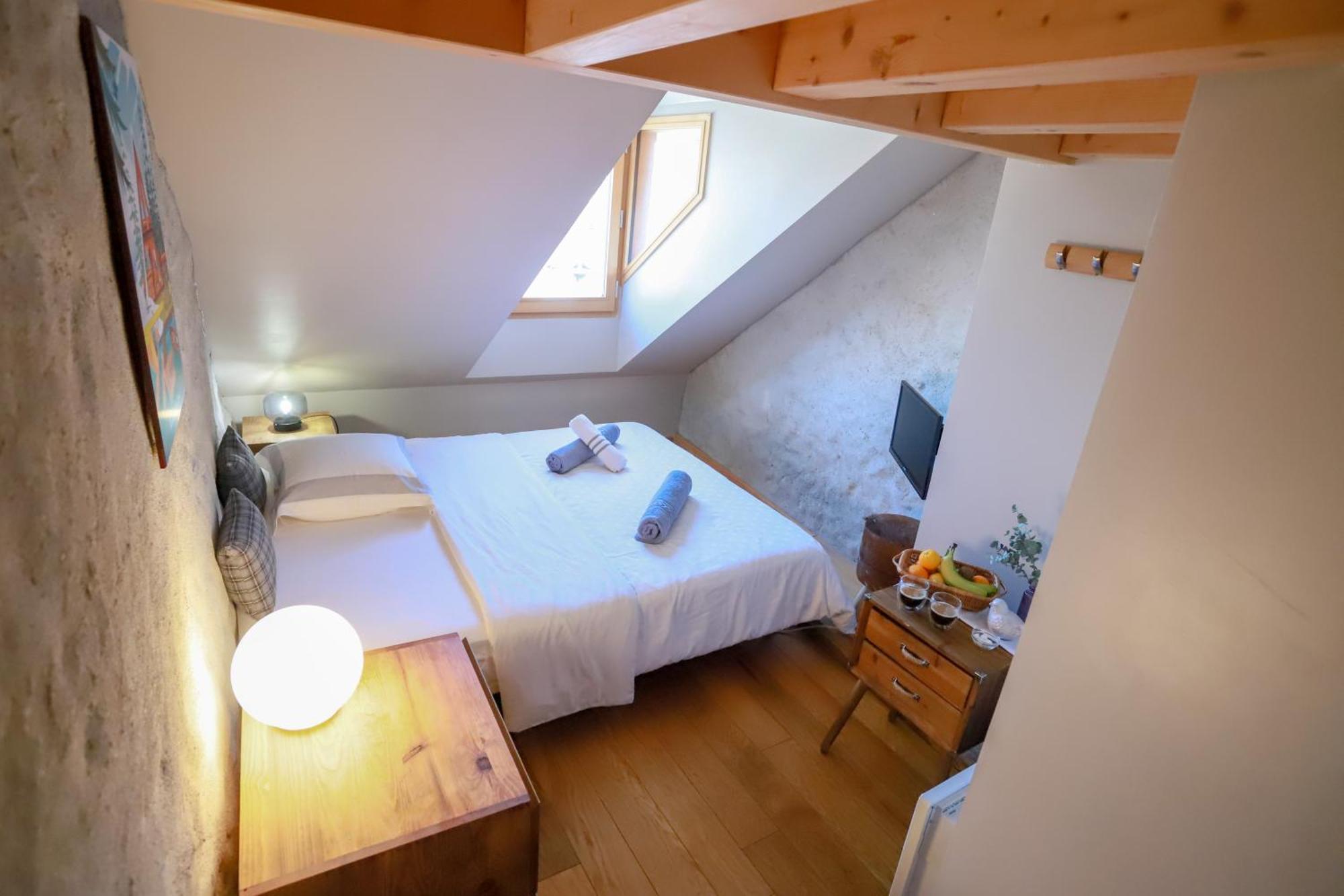 Nid Douillet Bed and Breakfast Annecy Exteriör bild