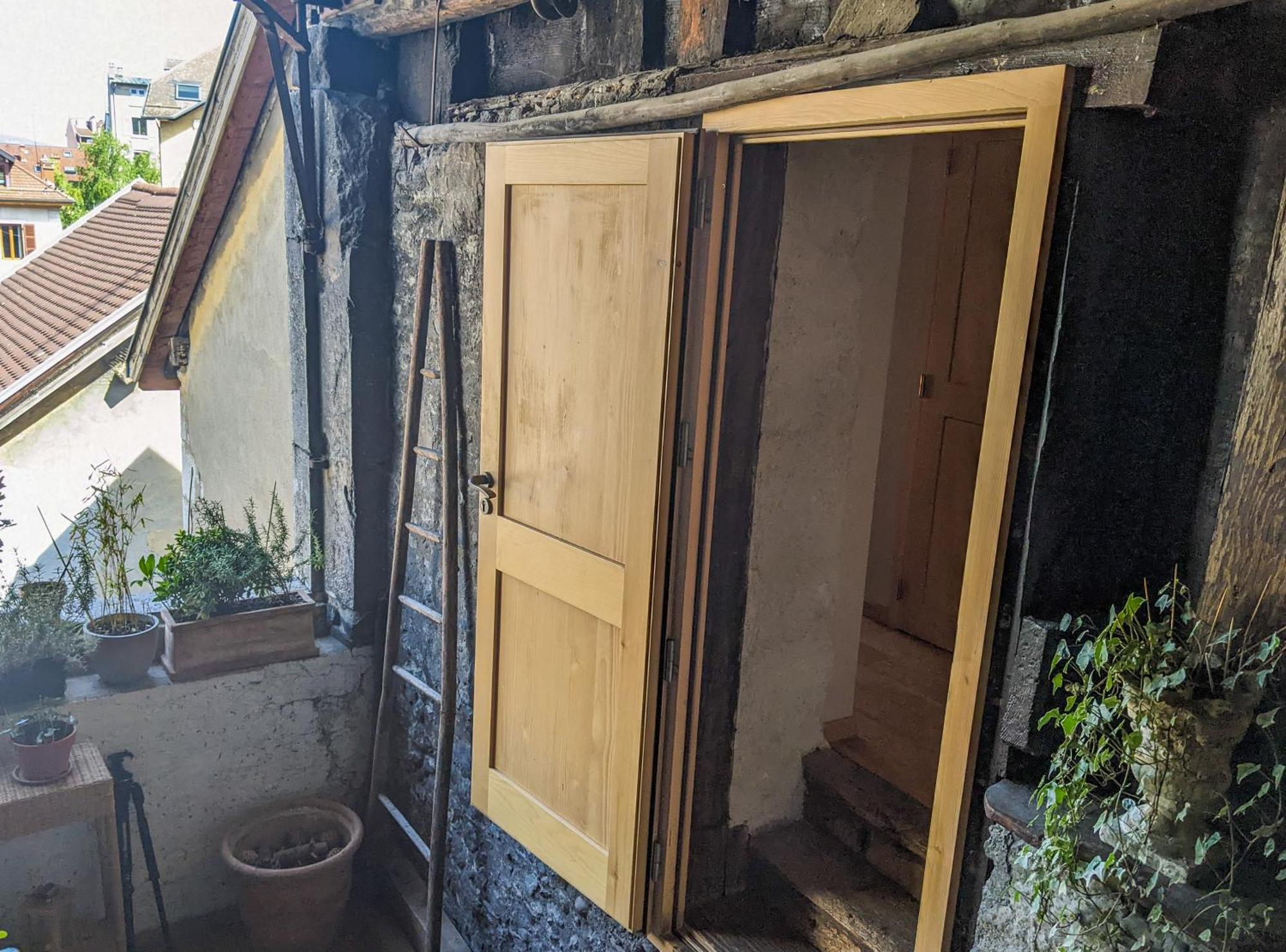 Nid Douillet Bed and Breakfast Annecy Exteriör bild